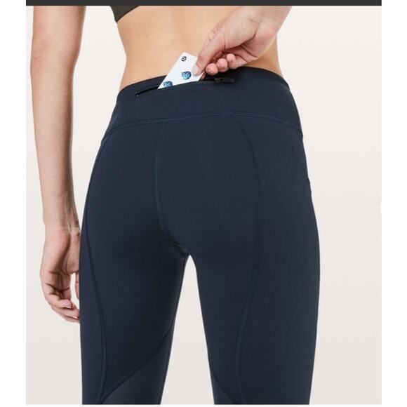 Lululemon Pace Rival Crop *Full-On Luxtreme 22"True Navy Size 4 - Picture 10 of 13